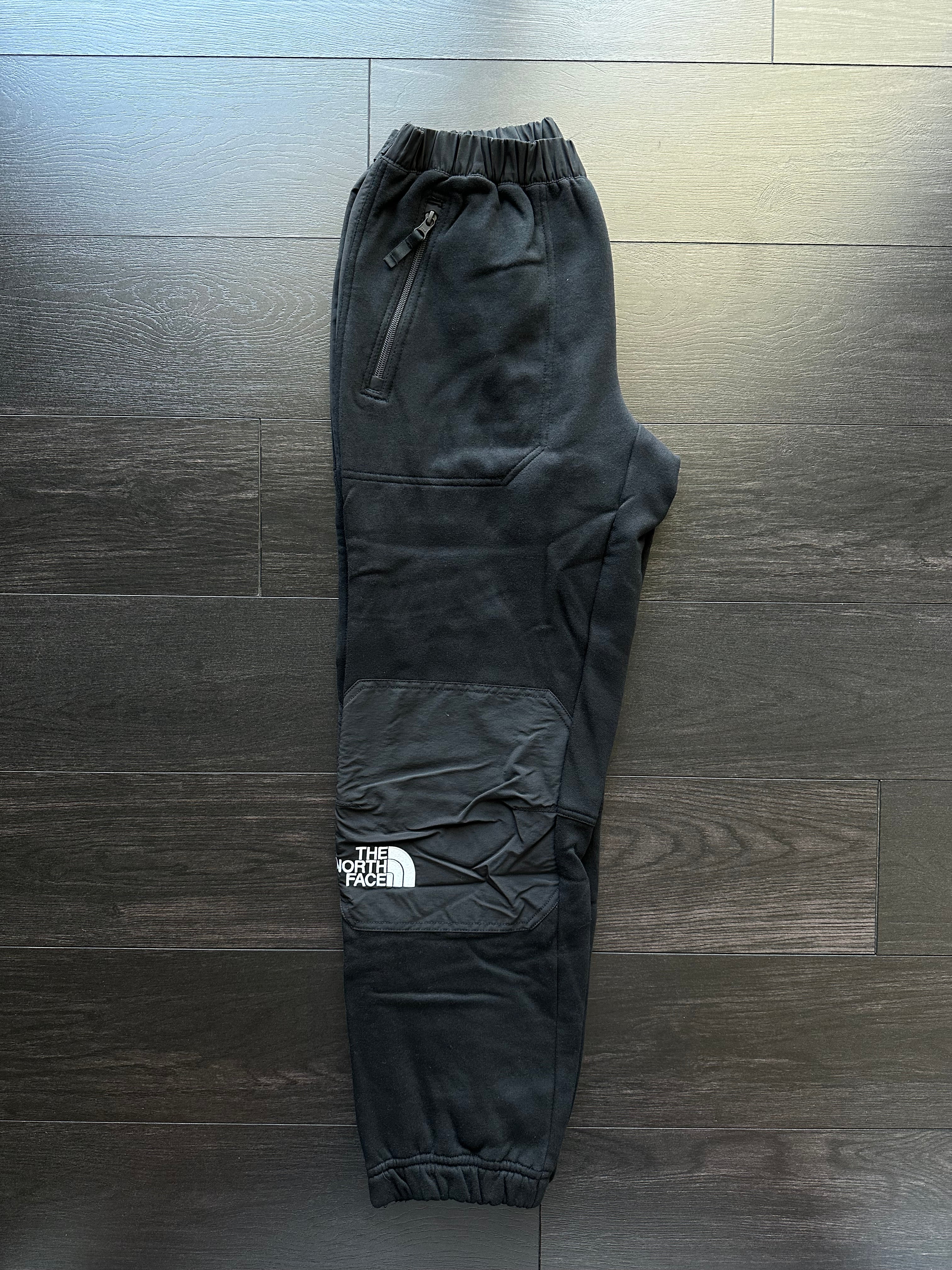 Supreme/The North Face Steep Tech Sweatpants – Not Your Father's Gear