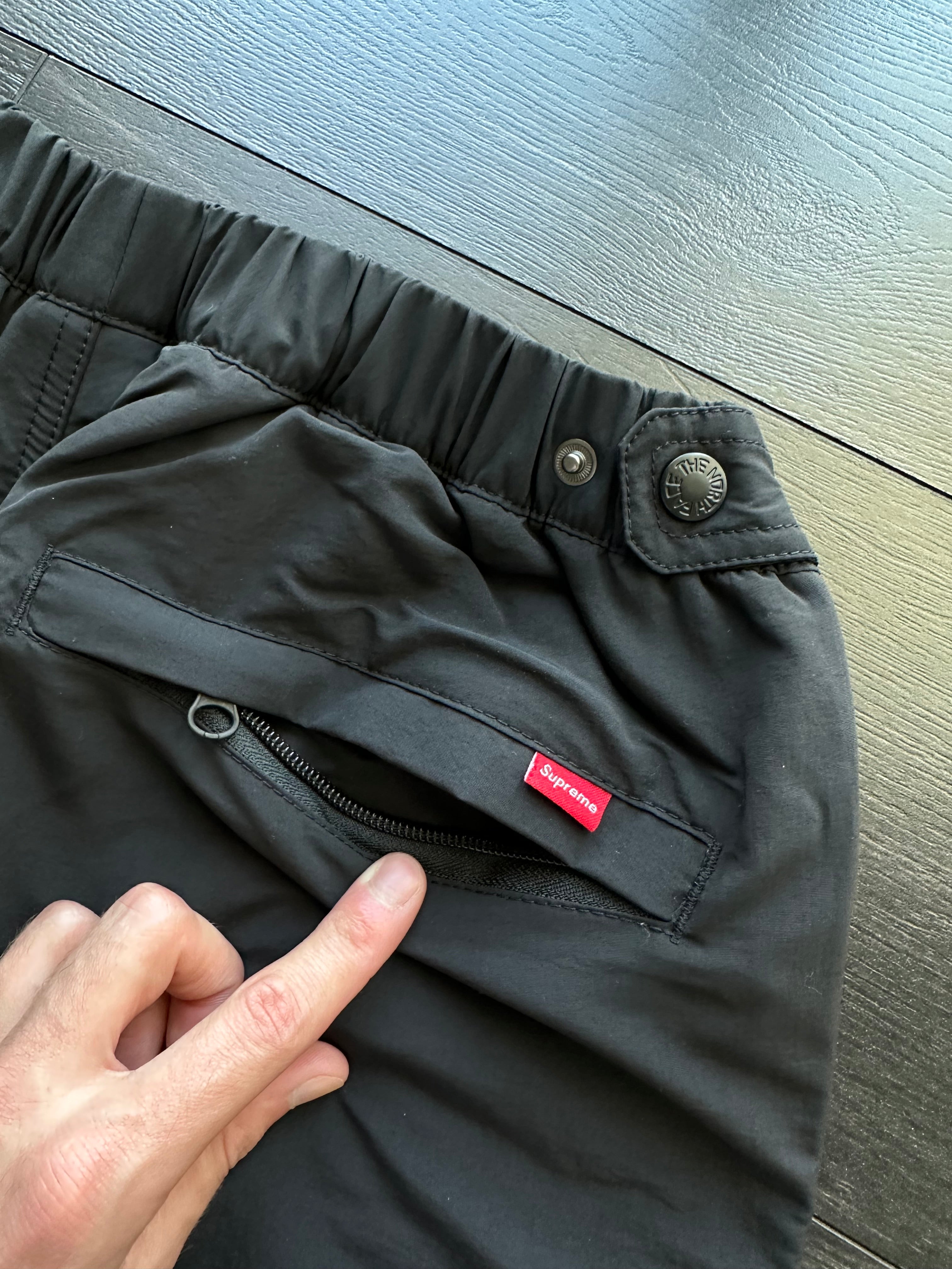 Supreme/The North Face Steep Tech Sweatpants – Not Your Father's Gear